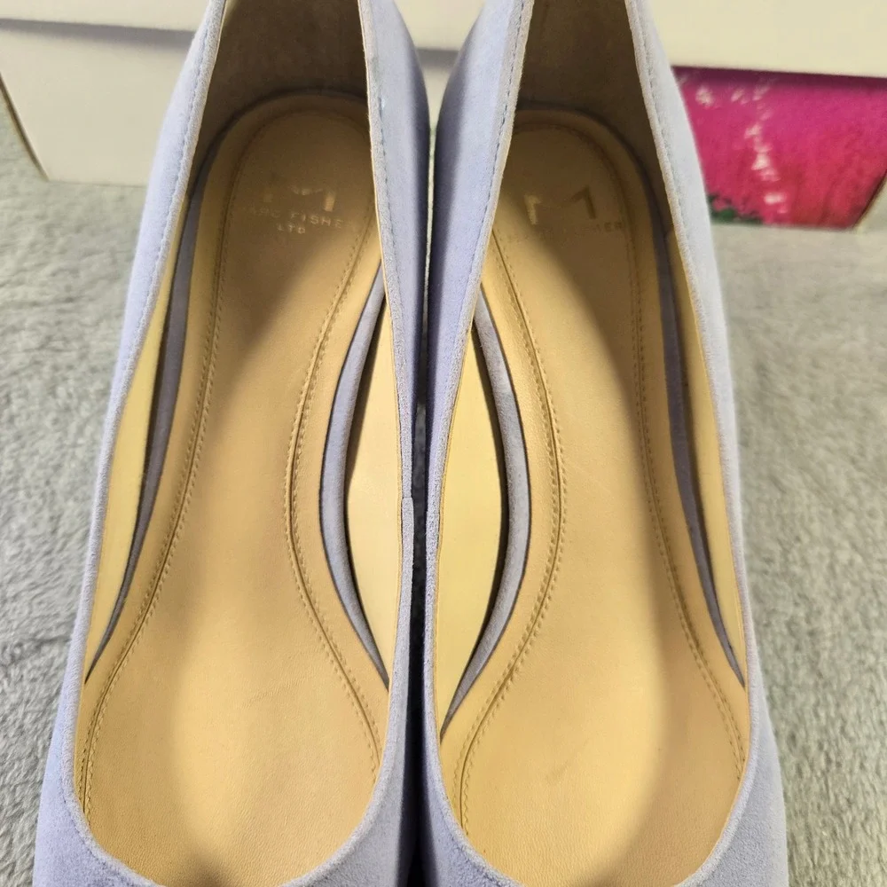 Marc Fisher LTD Zala Periwinkle Blue Suede Pointed Toe Block Heel Pumps 6.5M
